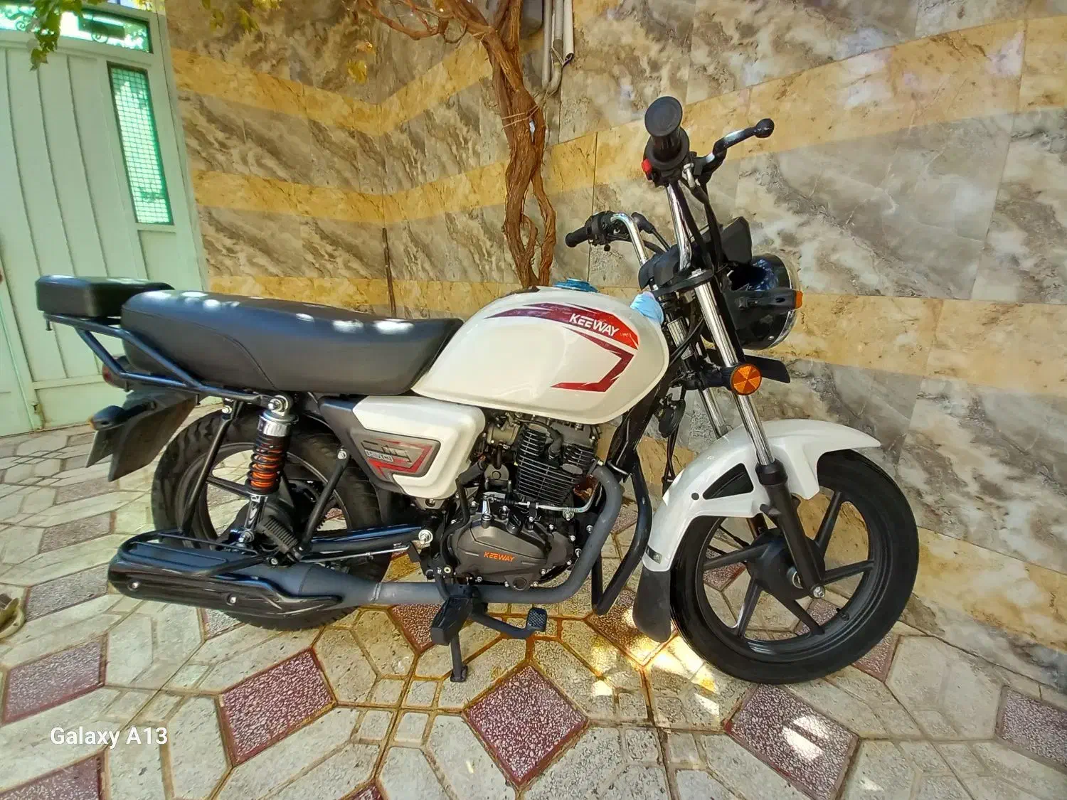 موتور کی وای|موتورسیکلت|سبزوار, مدرس|دیوار