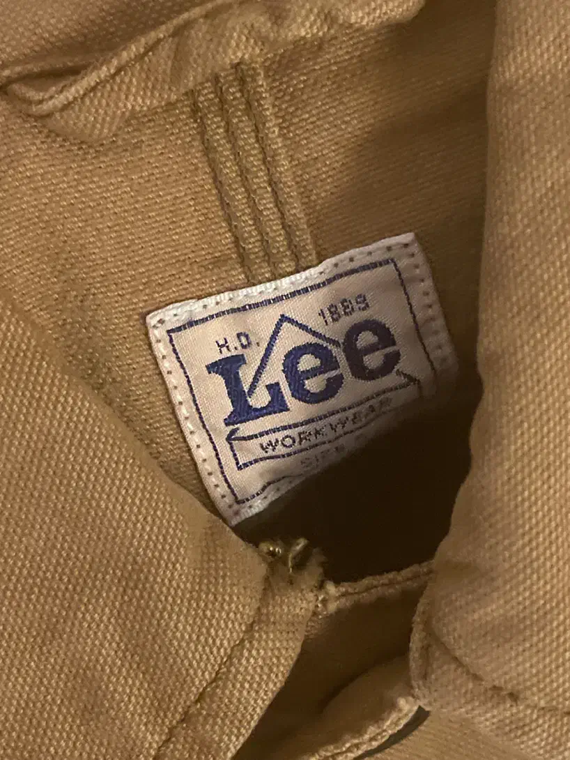 کاپشن جکت لی اورجینال|لباس|تهران, جماران (نیاوران)|دیوار