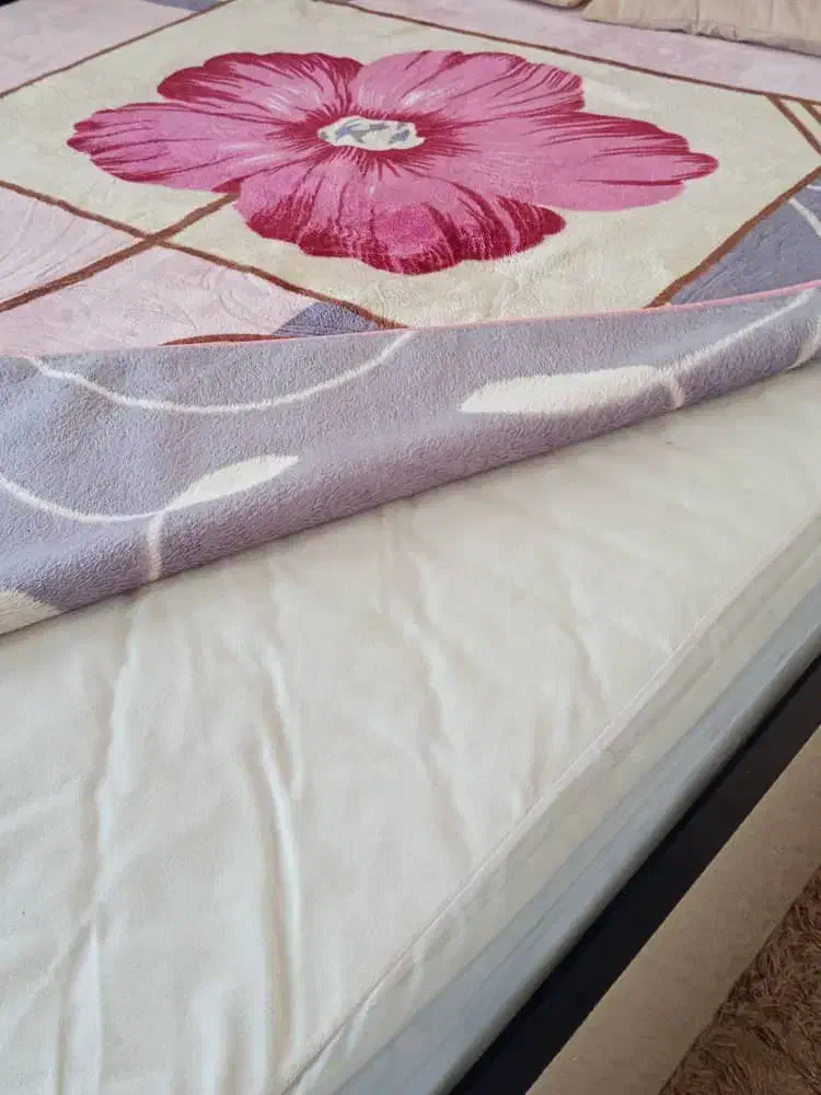 کارکرده|تخت و سرویس خواب|آستانه اشرفیه, |دیوار