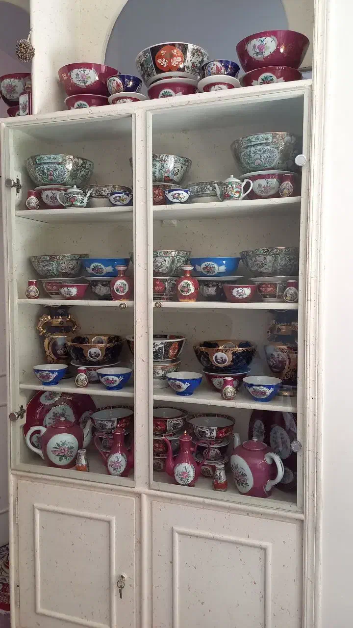 چینی قدیمی|کلکسیون اشیاء عتیقه|فلاورجان, |دیوار