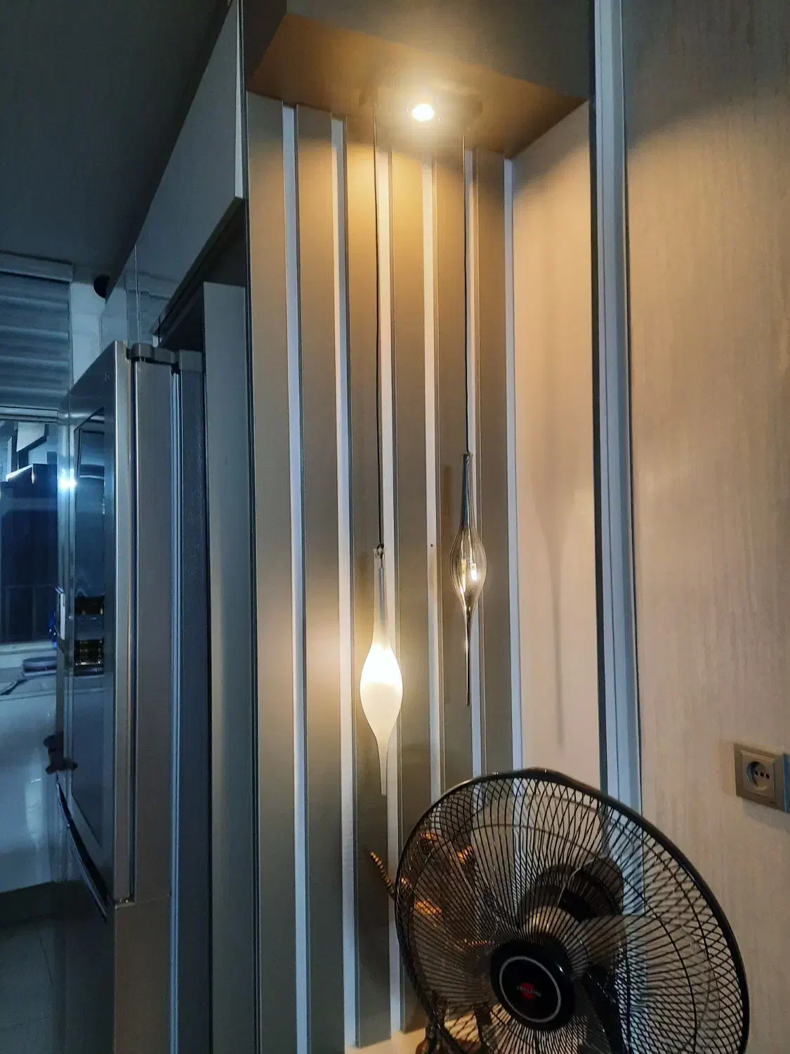 چراغ ویترین|لامپ و چراغ|ساوه, |دیوار