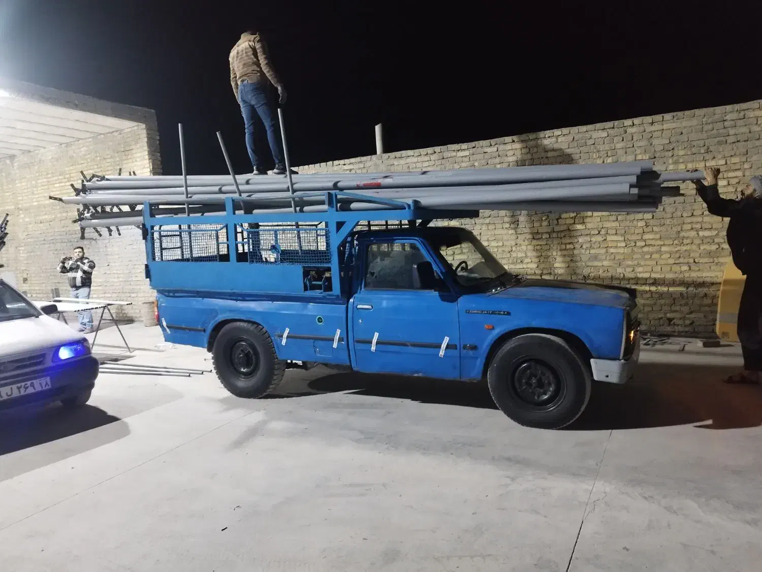 بار بری نیسان کرایه مناسب قیمت کم|خدمات حمل و نقل|شاهینشهر, فردوسی|دیوار