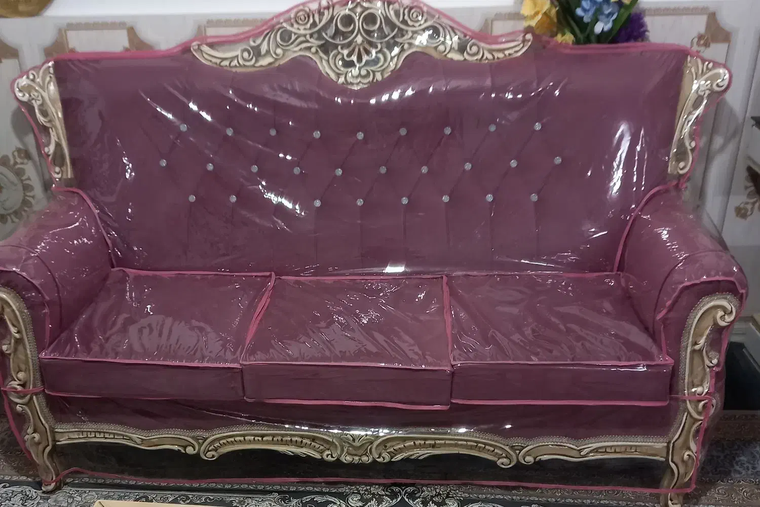 مبل ۷ نفره سلطنتی|مبلمان خانگی و میز عسلی|اقبالیه, |دیوار