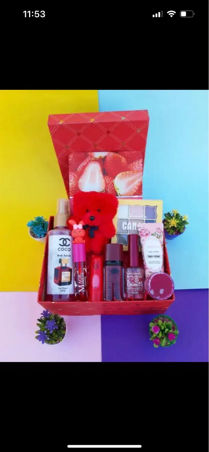 فروش عمده لوازم ارایشی قیمت مناسب|آرایشی، بهداشتی، درمانی|تهران, خواجه نصیر طوسی|دیوار