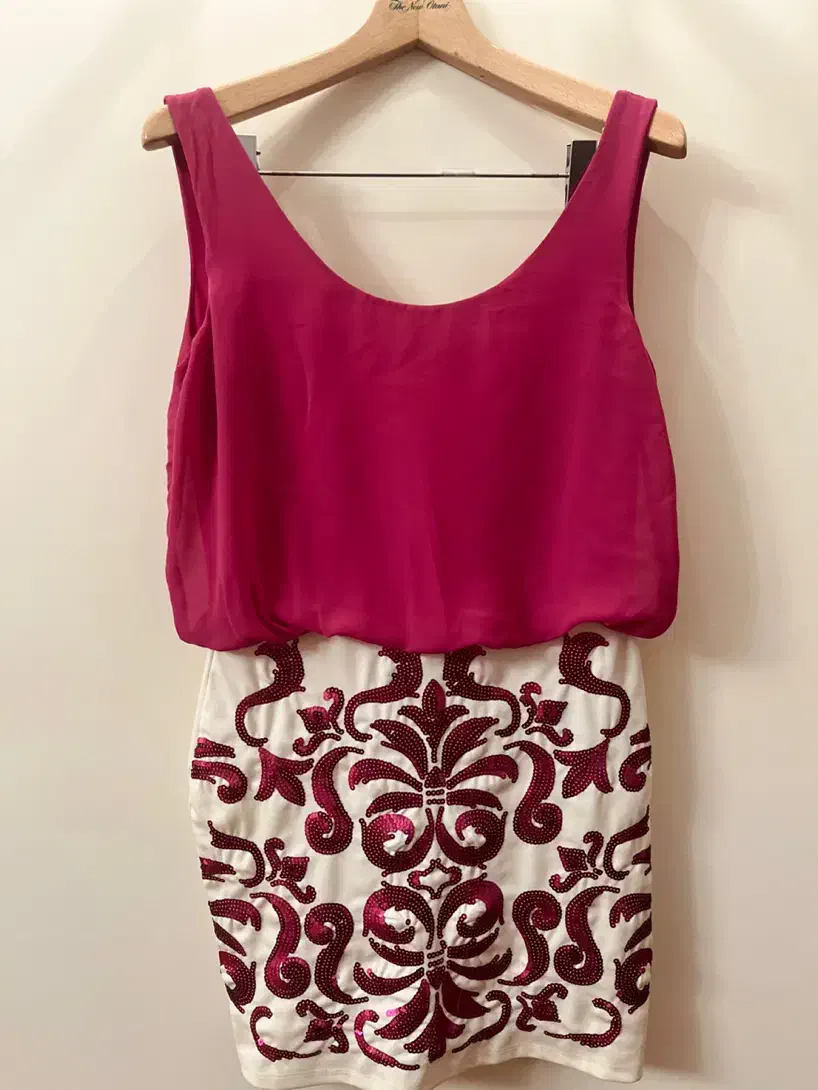 پیراهن مجلسی زنانه ترک در حد نوسایز ۳۸(دورسینه۸۸)|لباس|تهران, ونک|دیوار