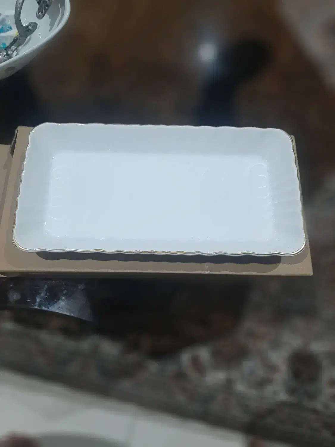 شکلات خوری سرامیکی نو با جعبه|ظروف سرو و پذیرایی|تهران, امام زاده عبدالله|دیوار