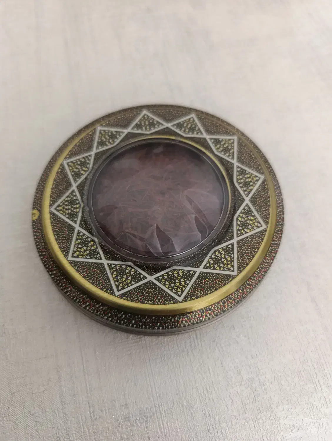 زعفران سرگل اعلا|خوردنی و آشامیدنی|شاهین‌شهر, خانه کارگر|دیوار