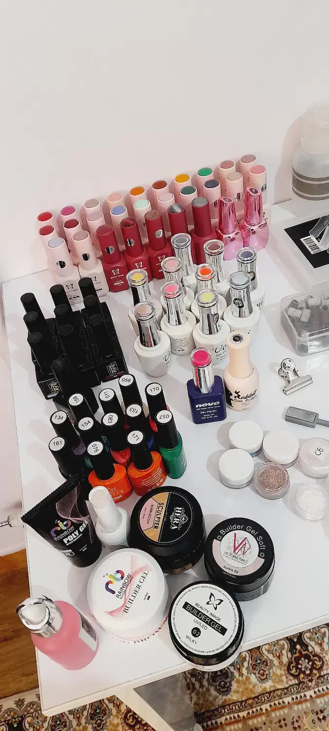 وسایل ناخن حرفه‌ای لاک، ژل، ابزار و دیزاین|آرایشگاه و سالن‌های زیبایی|رشت, حافظ آباد|دیوار