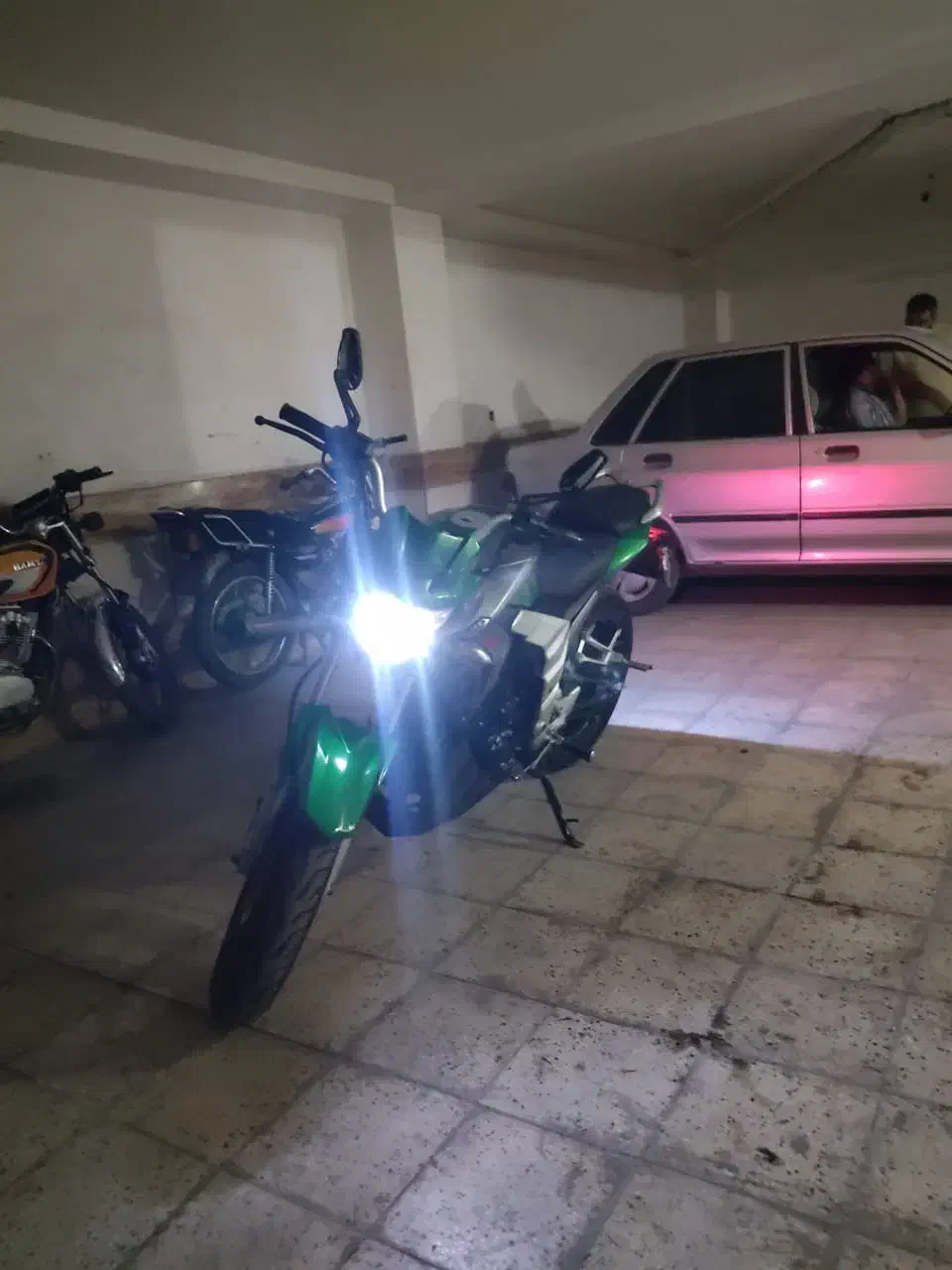 دینو لئوپارد 200|موتورسیکلت|قرچک, میرزائی شمالی|دیوار