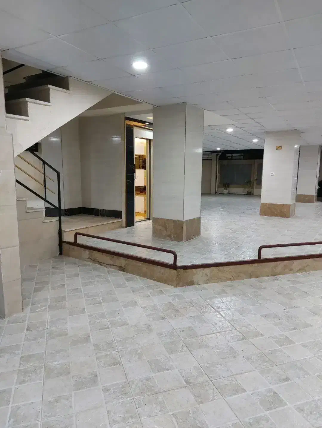 فروش واحد ۹۳ متری نوساز دوخواب در خرمشهر صادقیه|فروش آپارتمان|لاهیجان, شهید آوینی|دیوار