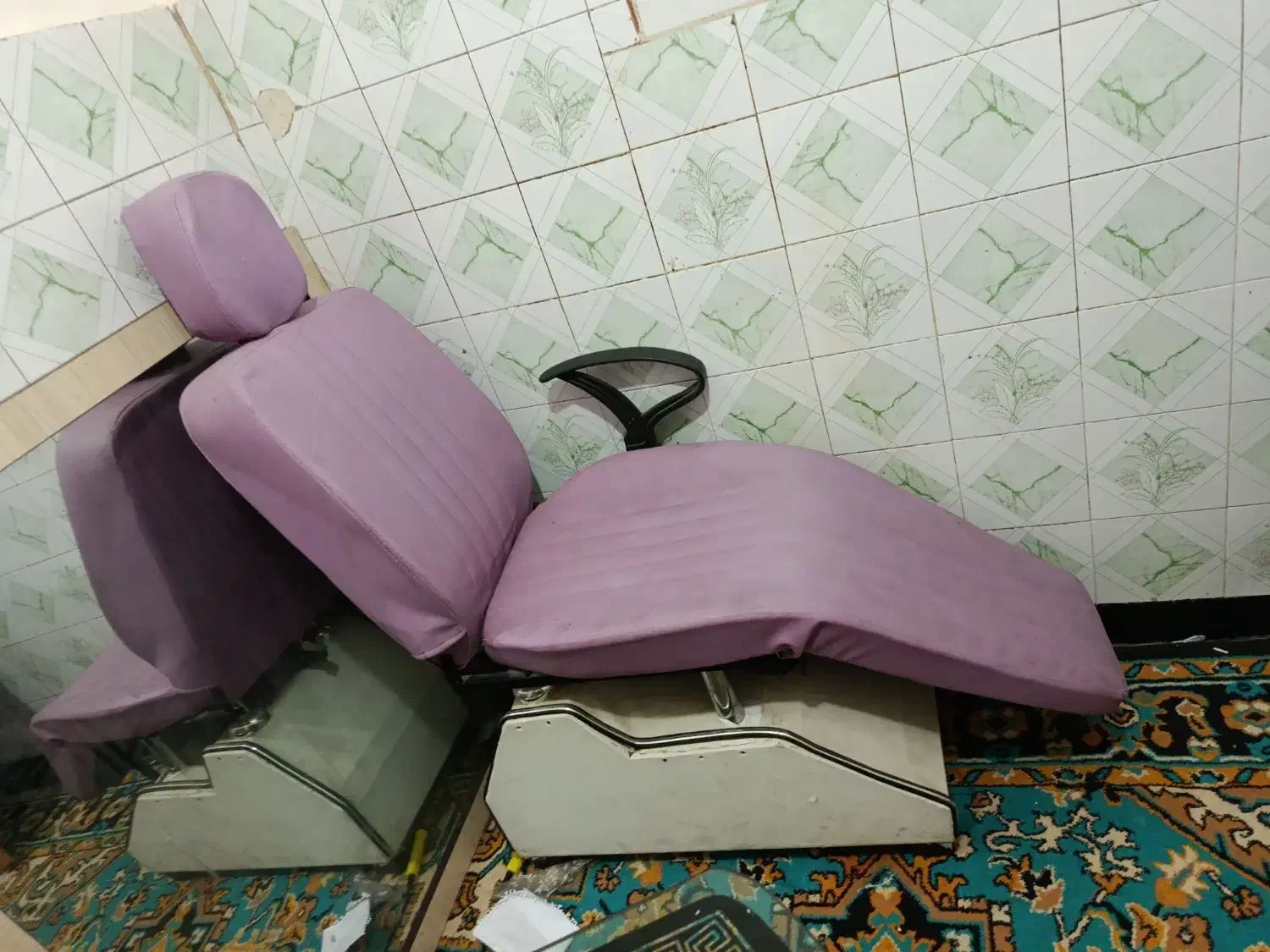 صندلی آرایشگاه|آرایشگاه و سالن‌های زیبایی|مرودشت, بیست متری بیمارستان|دیوار