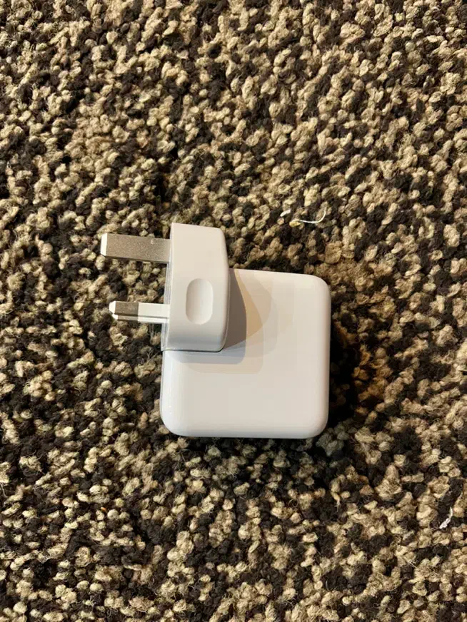 شارژی۳۵وات اصلی اپل به همراه کارتنش|لوازم جانبی موبایل و تبلت|بندر ماهشهر, |دیوار