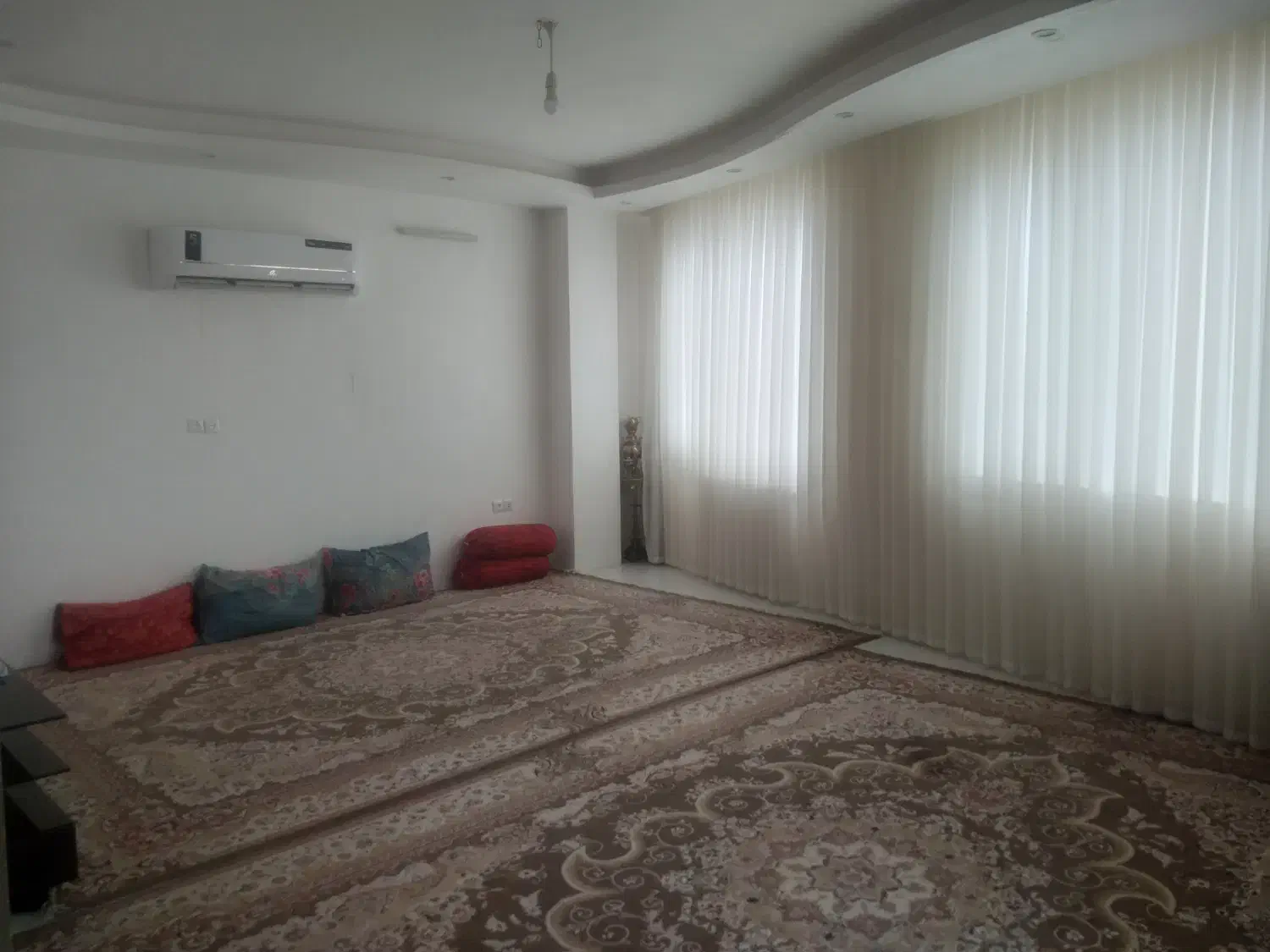 آپارتمانی به مساحت ۱۰۰مترنزدیک به نانوایی مدرسه|اجارهٔ آپارتمان|قم, نیروگاه|دیوار