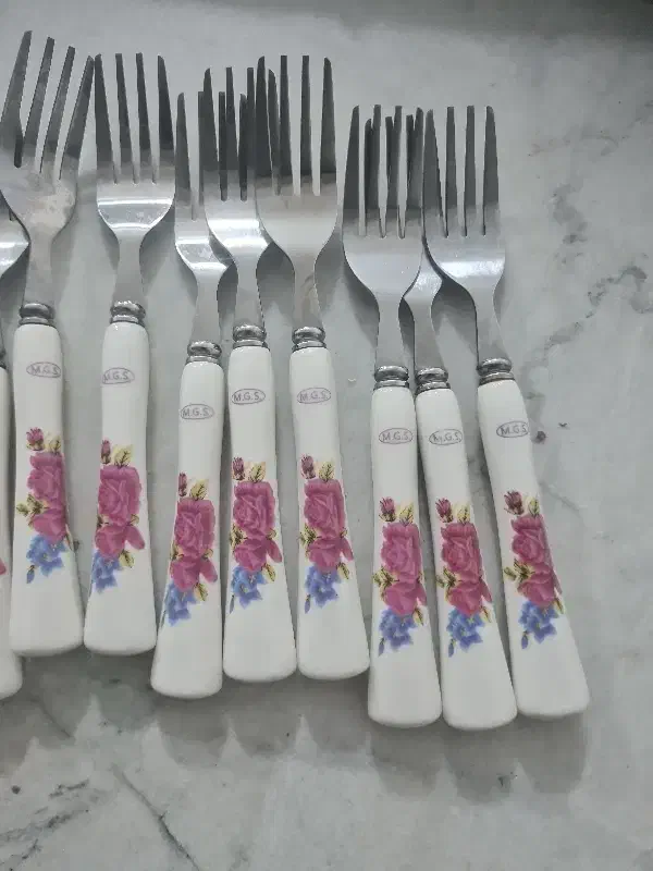 چنگال سرامیکی دستی ۱۷۰|ظروف سرو و پذیرایی|قم, قلعه کامکار|دیوار