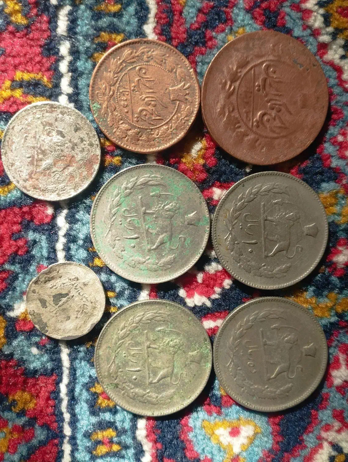 سکه|کلکسیون سکه، تمبر، اسکناس|میانه, |دیوار