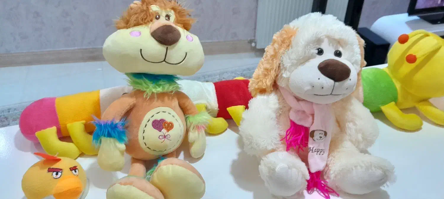 تعدادی عروسک نو خارجی جنس اصل وباکیفیت|اسباببازی بچه|بروجرد, |دیوار