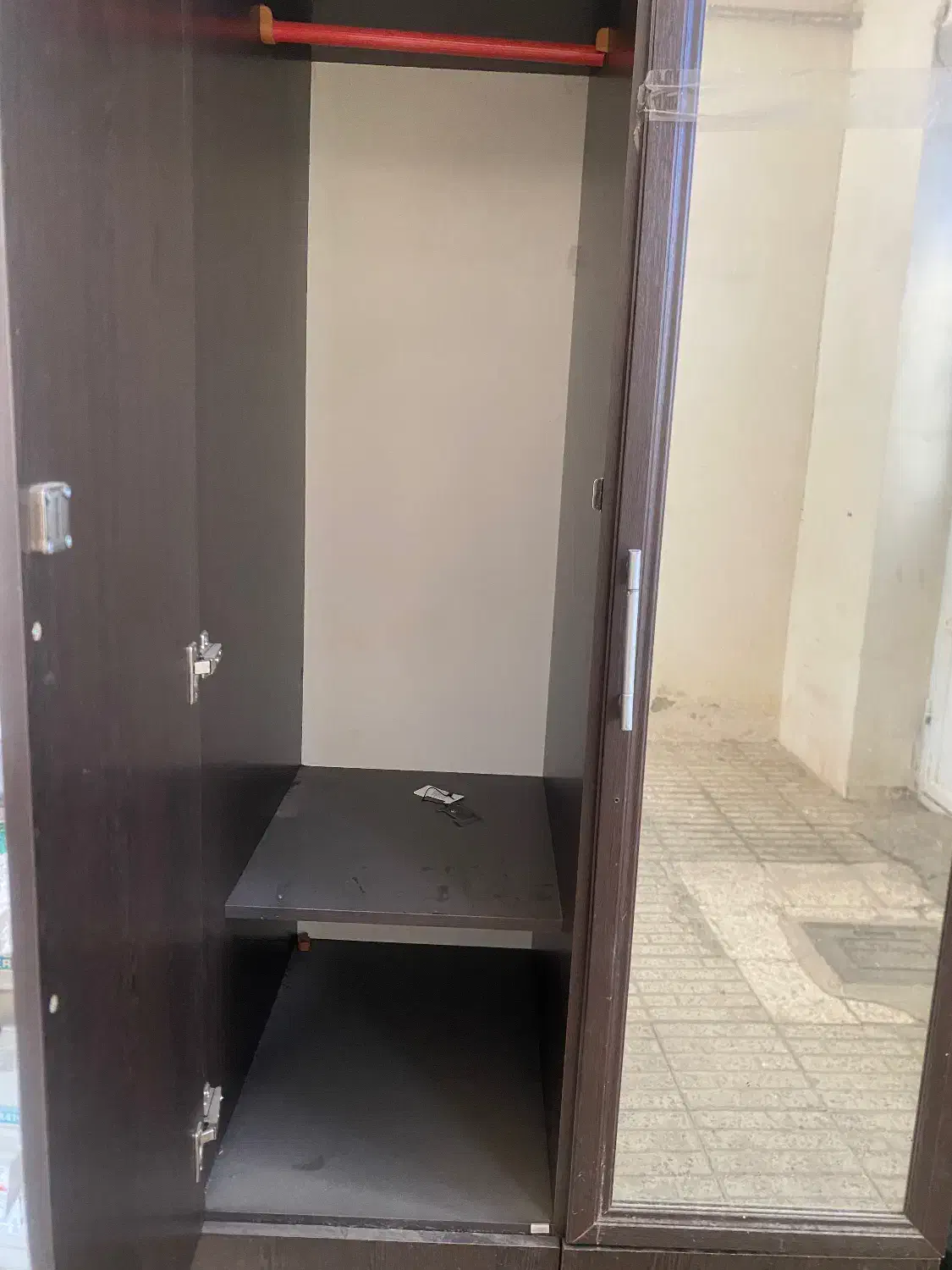 کمد|جاکفشی، کمد، دراور|خوی, |دیوار