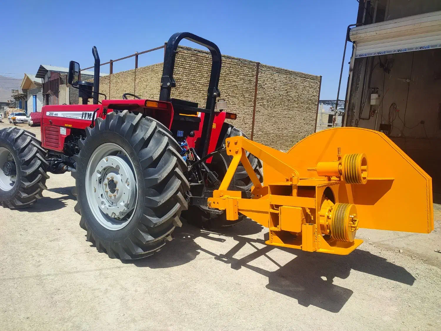 شرکت تولیدی ترنچر|ماشین‌آلات صنعتی|رشت, آزادگان|دیوار