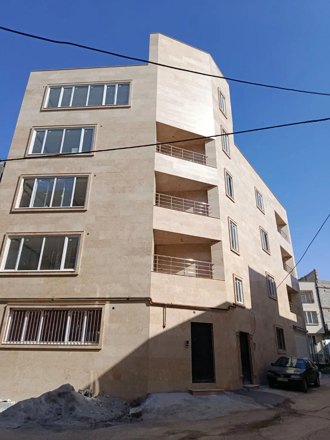 طبقه دوم تکمیل خام شهرک شارقی|فروش آپارتمان|سنندج, |دیوار
