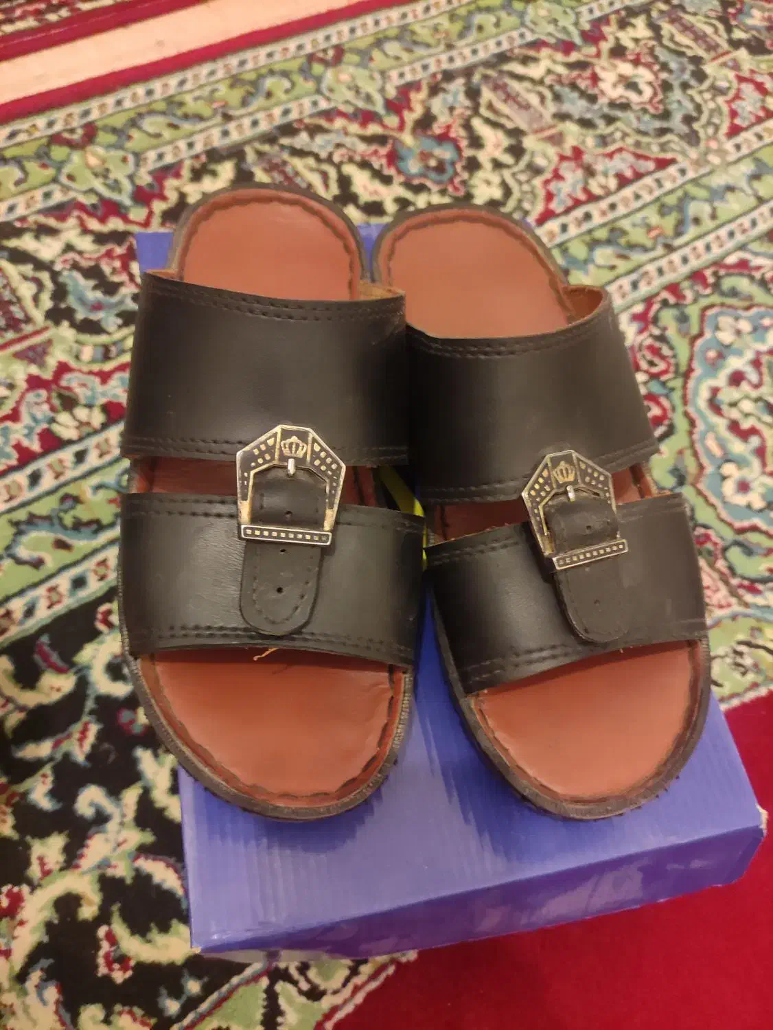 دمپایی نو سالم|کیف، کفش، کمربند|کرمان, |دیوار