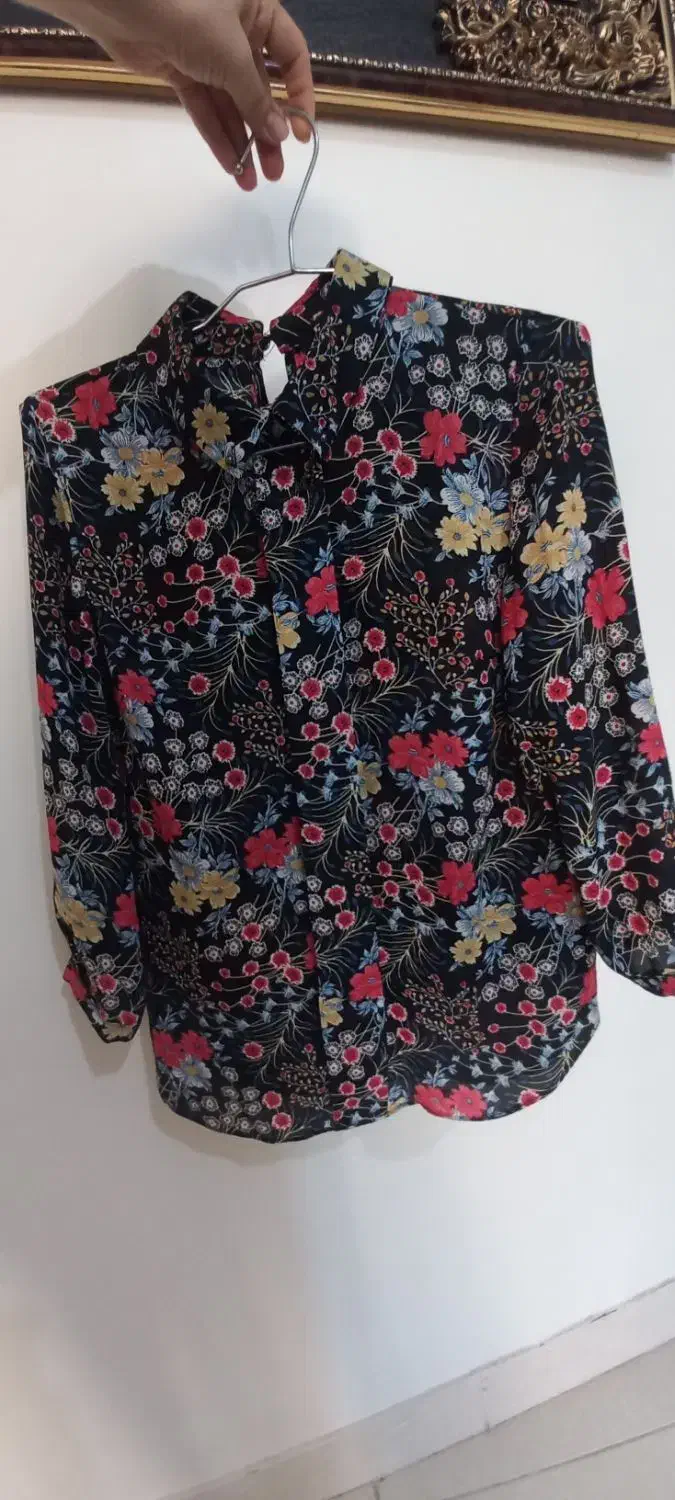 شومیز سالم در حد خیلی نو|لباس|تبریز, |دیوار