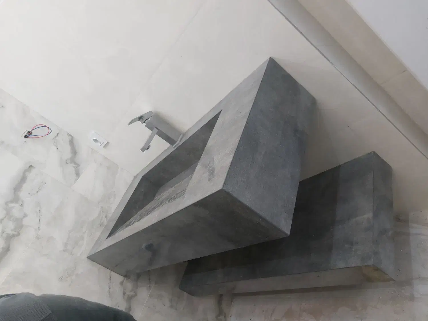 تولید. وساخت روشویی سرامیکی.واجرای تی وال .|لوازم سرویس بهداشتی|تاکستان, |دیوار