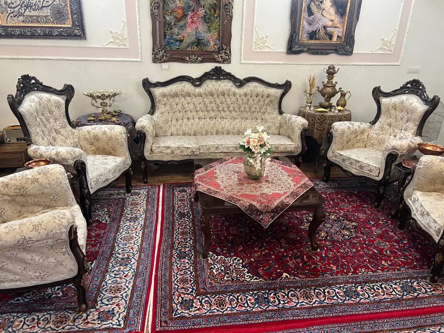 مبل استیل ۹ نفره و غذاخوری ۸ نفره|مبلمان خانگی و میز عسلی|بروجرد, |دیوار