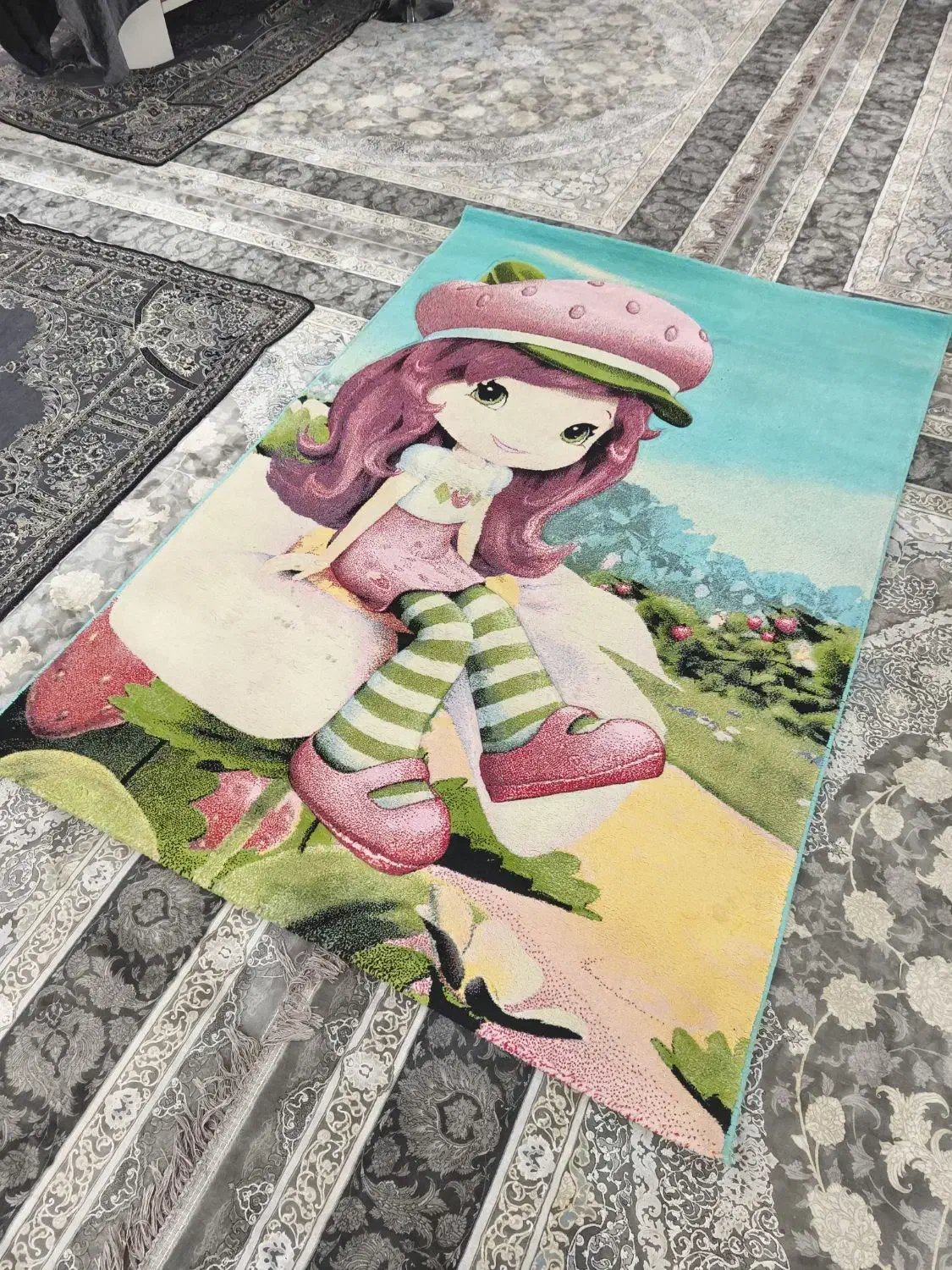 فرش اتاق چهار متری دخترانه|فرش|سرپل ذهاب, |دیوار