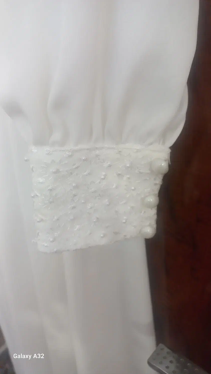 لباس عقد|لباس|اراک, |دیوار