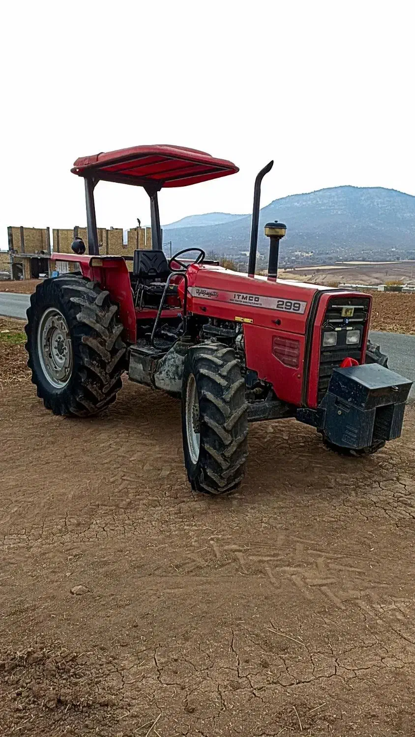 تراکتور ۲۹۹مدل۹۲ جفت کارخانه|خودرو سنگین|اسلام‌‌آباد غرب, |دیوار