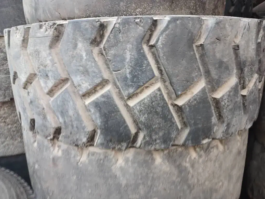 لاستیک لیفتراک انواع سایز ها|ماشینآلات صنعتی|تهران, جی|دیوار