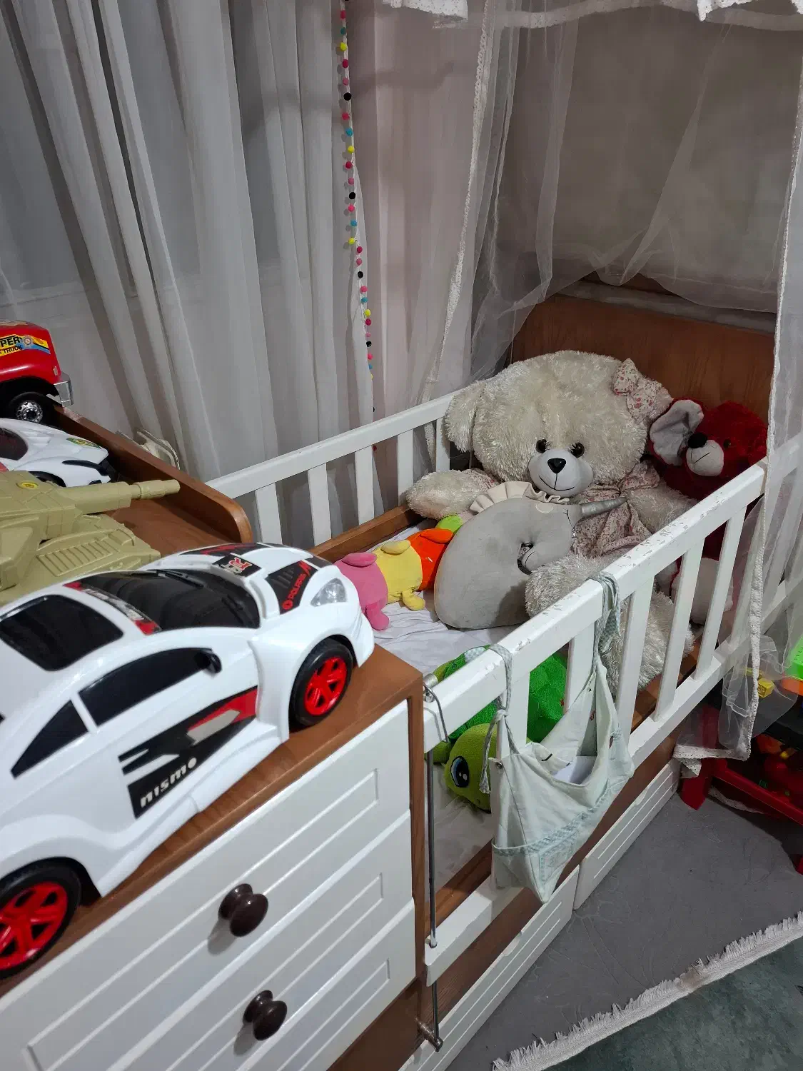 تخت کودک ونوجوان|تخت و صندلی بچه|تهران, طرشت|دیوار