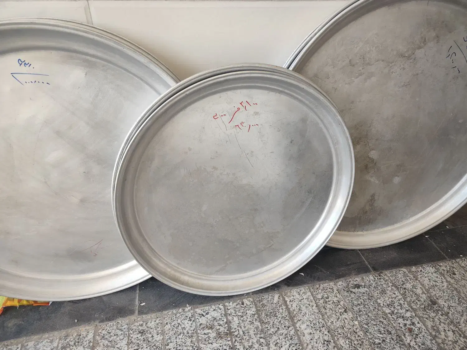 سینی میوه فروشی چدنی|ظروف سرو و پذیرایی|شیراز, نصر|دیوار