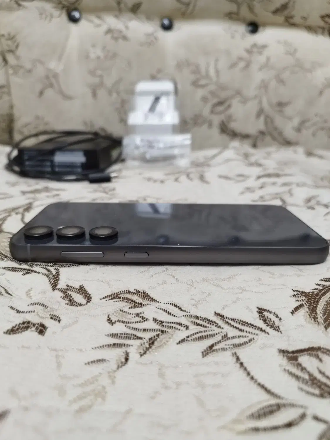 Samsung galaxy FE|موبایل|پرند, فاز ۵|دیوار