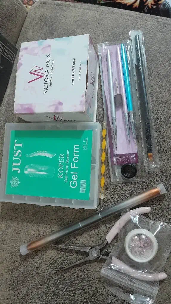 وسایل کاشت ناخن|آرایشی، بهداشتی، درمانی|کنارک, |دیوار