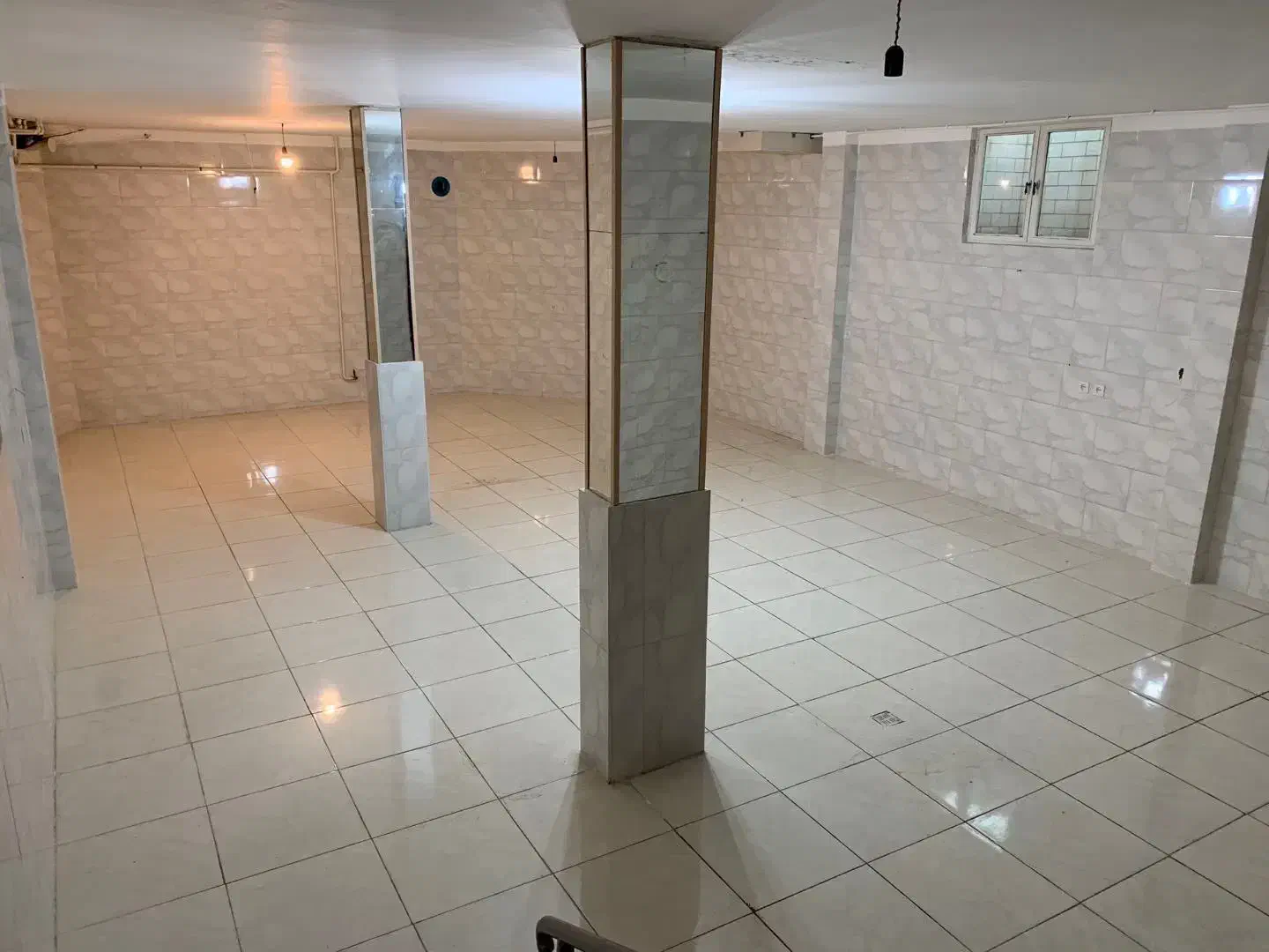 ۷۰ متر سالن بهداشتی زیرزمین، ورودی از خ کوچه باغ|اجارهٔ دفتر کار، اتاق اداری، مطب|تبریز, |دیوار