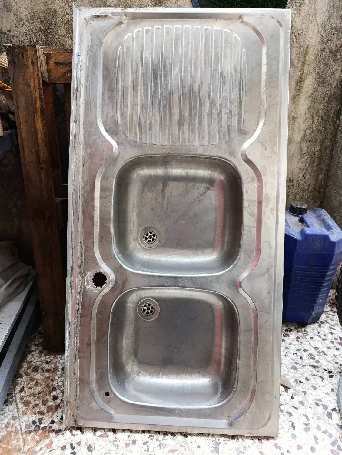 کمد ویترینی سالم و تمیز جنس MDF عالی|بوفه، ویترین، کنسول|نوشهر, |دیوار