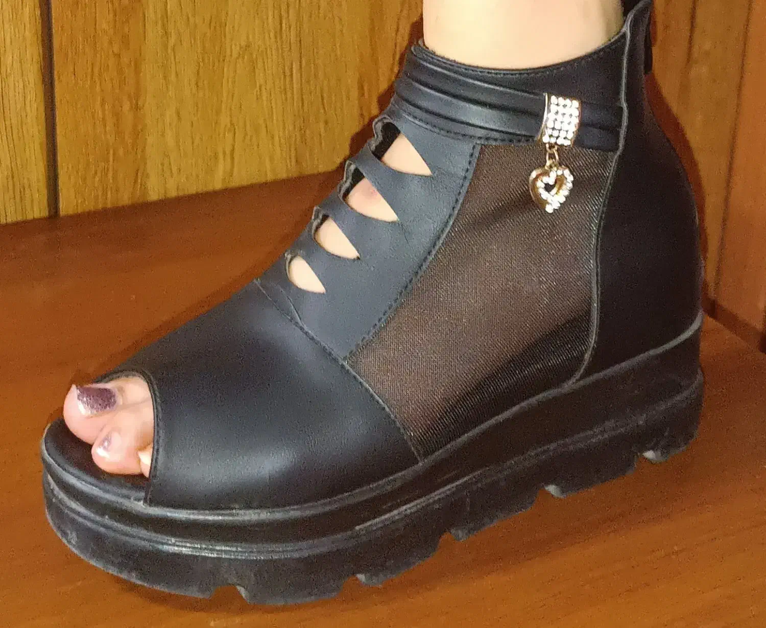 کفش زنانه و دخترانه|کیف، کفش، کمربند|گرمسار, |دیوار