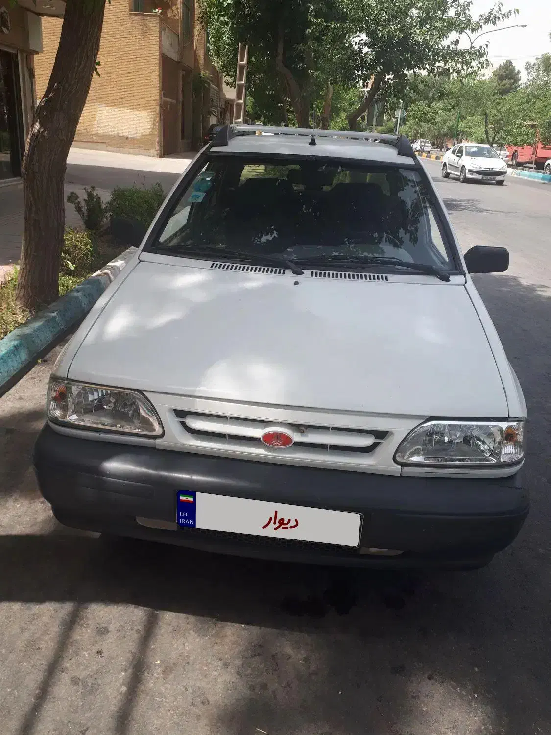 تو مدل خودش بی نظیره/ماشین خونگی فنی به شرط|خودرو سواری و وانت|اصفهان, مارچین|دیوار