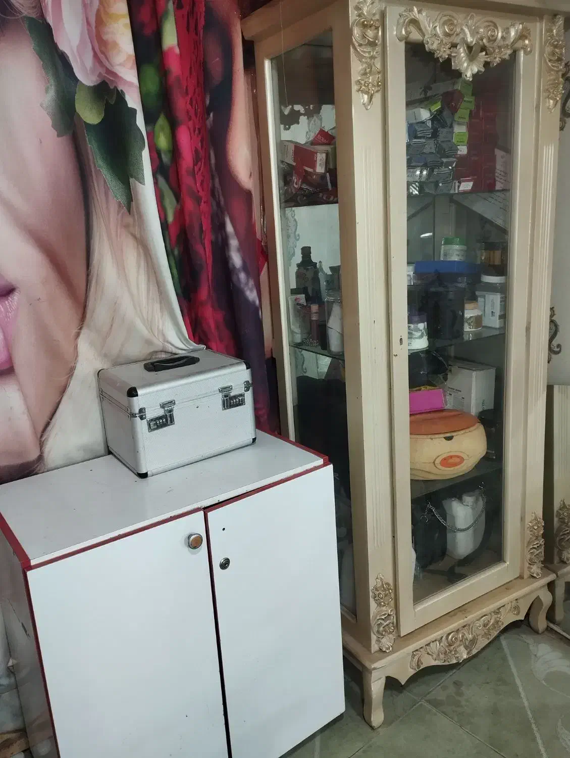 بوفه و کمد|بوفه، ویترین، کنسول|ایرانشهر, |دیوار