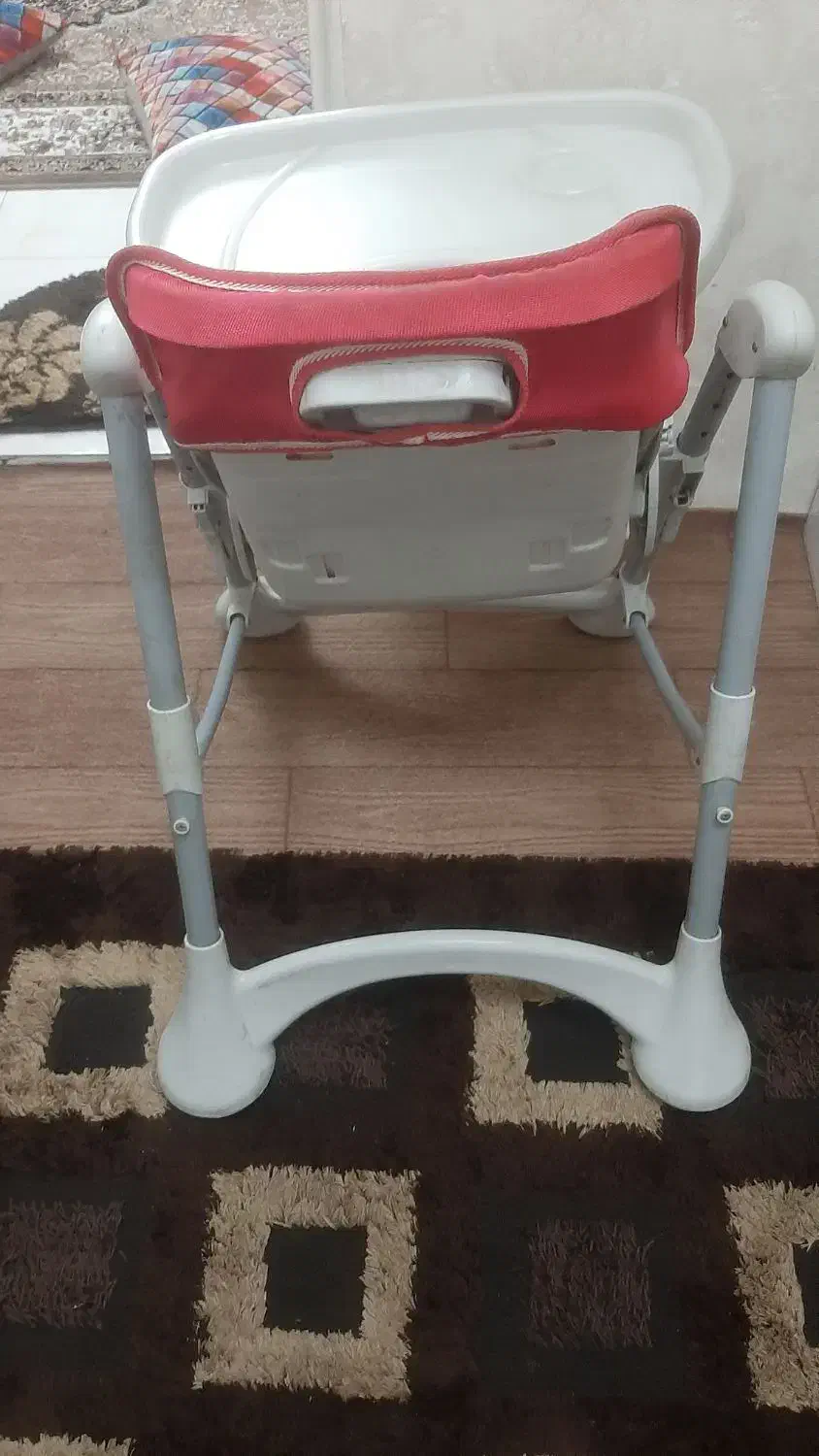 صندلی غذاخوری بچه|تخت و صندلی بچه|ری, شهید غیوری (ابن باویه)|دیوار