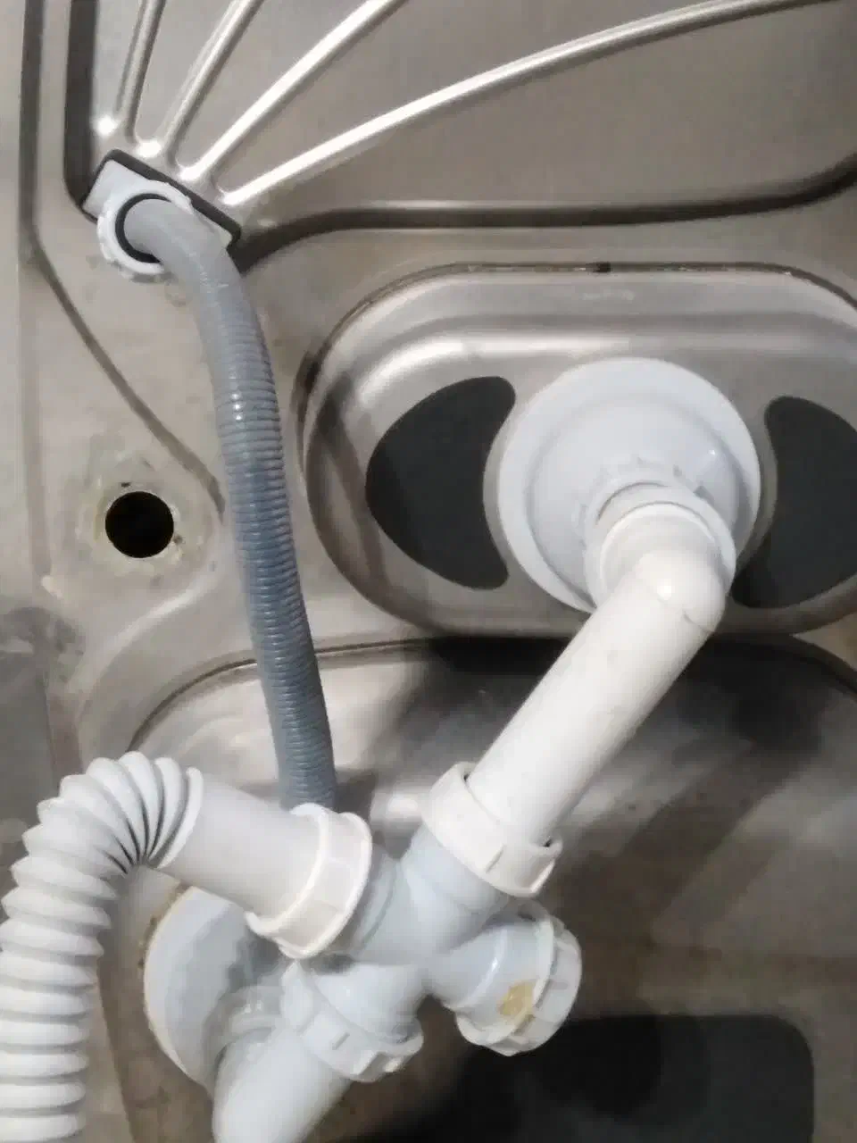 سینک ظرفشویی|آبچکان و نظمدهنده ظروف|شیراز, مبعث|دیوار