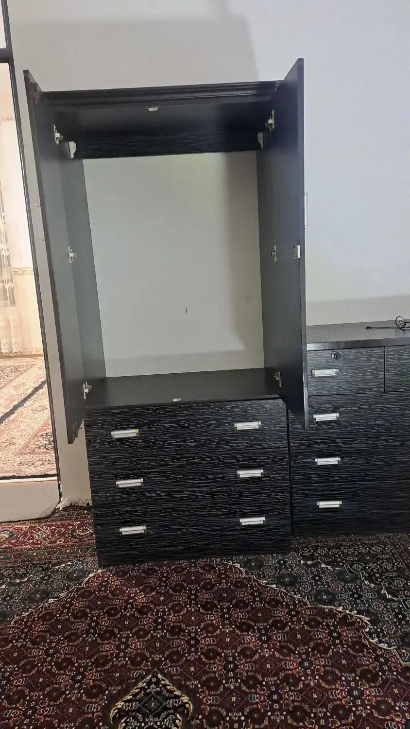 کمد ودراور|جاکفشی، کمد، دراور|بیستون, |دیوار