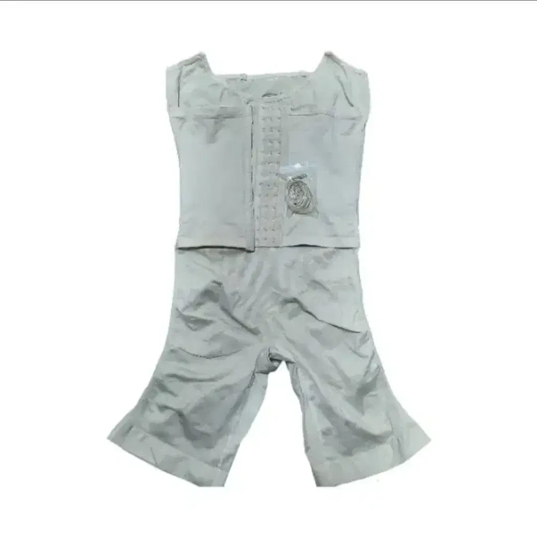 گن پا دار ، قزن دار|لباس|همدان, |دیوار