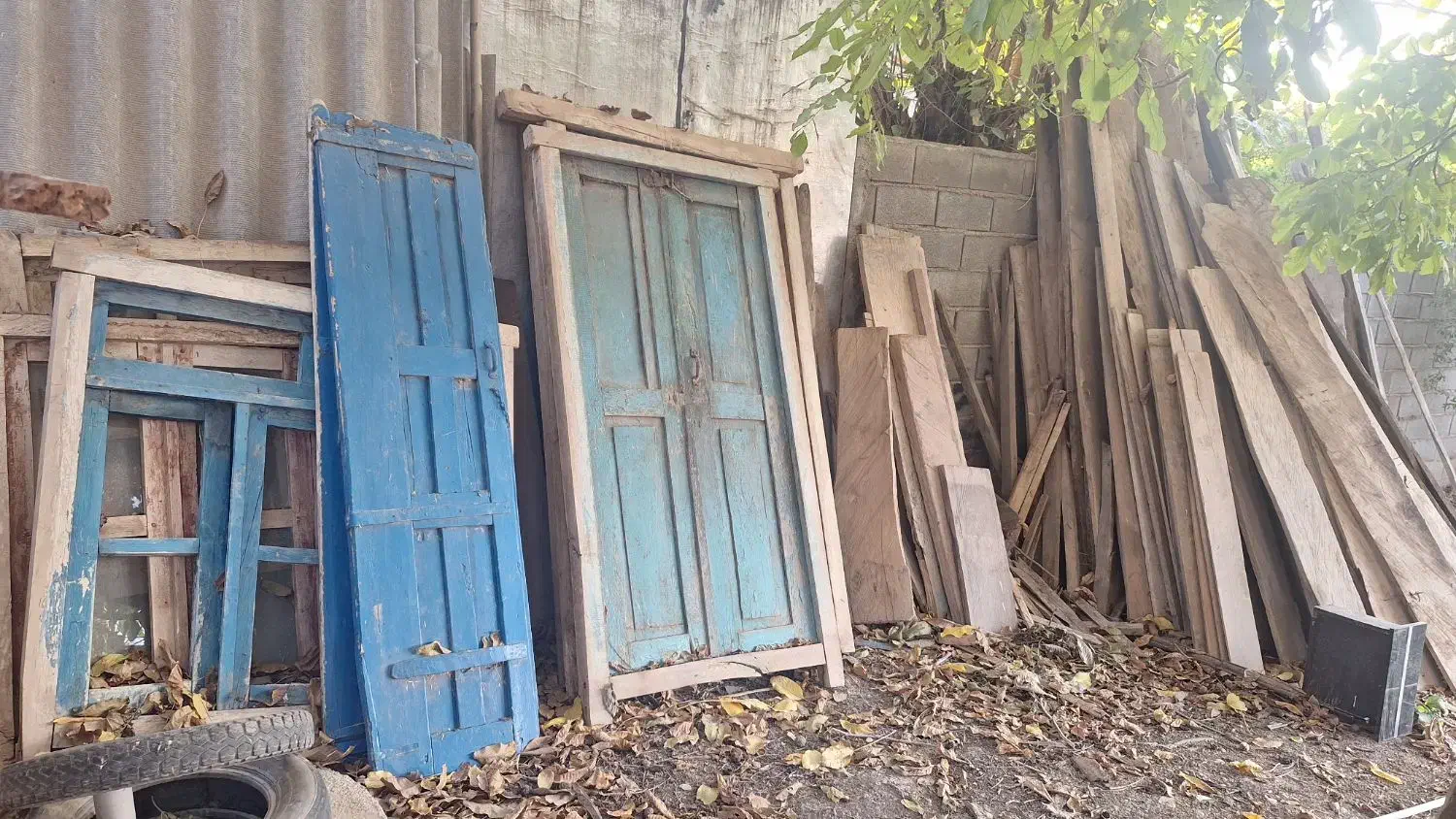 در و پنجره فروشی|عمدهفروشی|گنبد کاووس, |دیوار