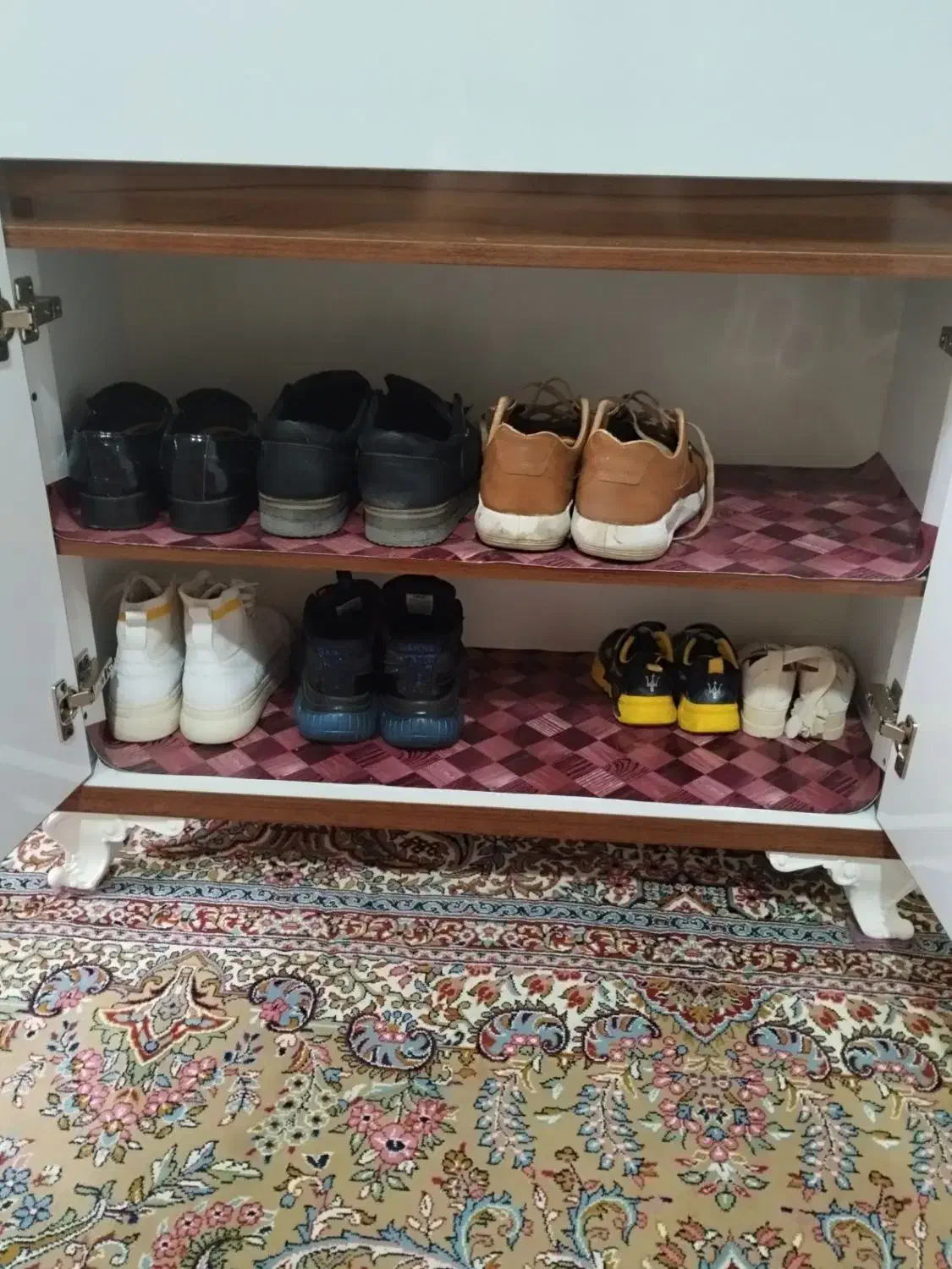 جاکفشی|جاکفشی، کمد، دراور|تاکستان, |دیوار