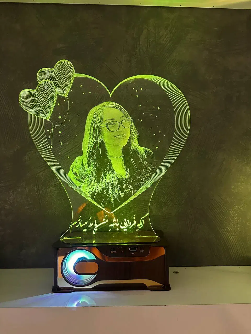 تندیس نوری کادو شب یلدا ، شب چله روز زن|چراغ خواب و آباژور|اصفهان, فجر|دیوار