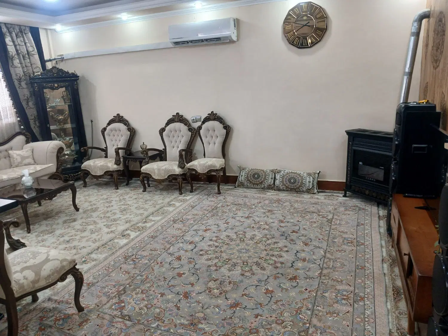 دوواحدآپارتمان ۸۵ متری چهارراه الغدیر|فروش آپارتمان|الیگودرز, |دیوار