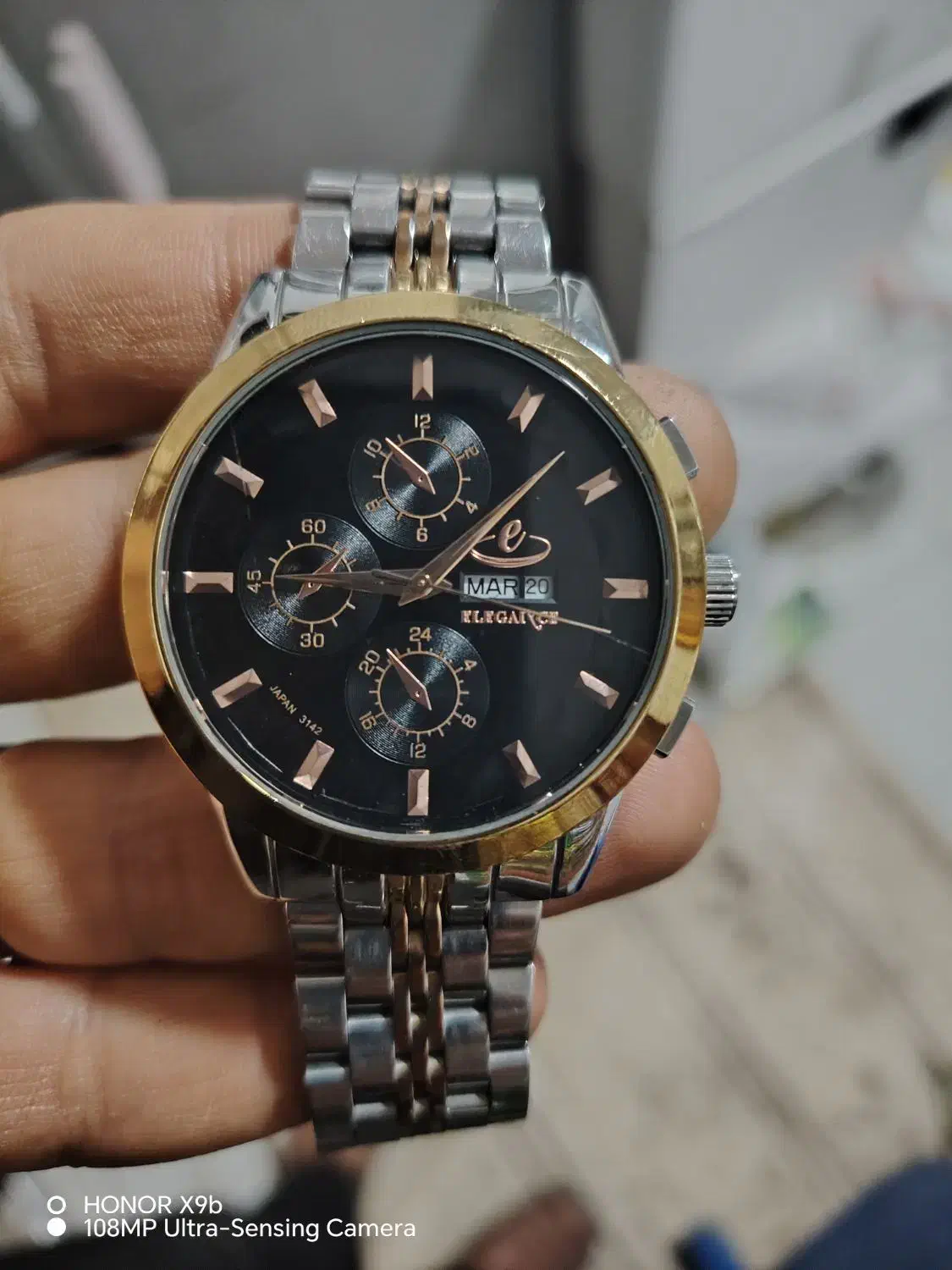 ساعت مچی الگانس|ساعت|اصفهان, دستگرده|دیوار