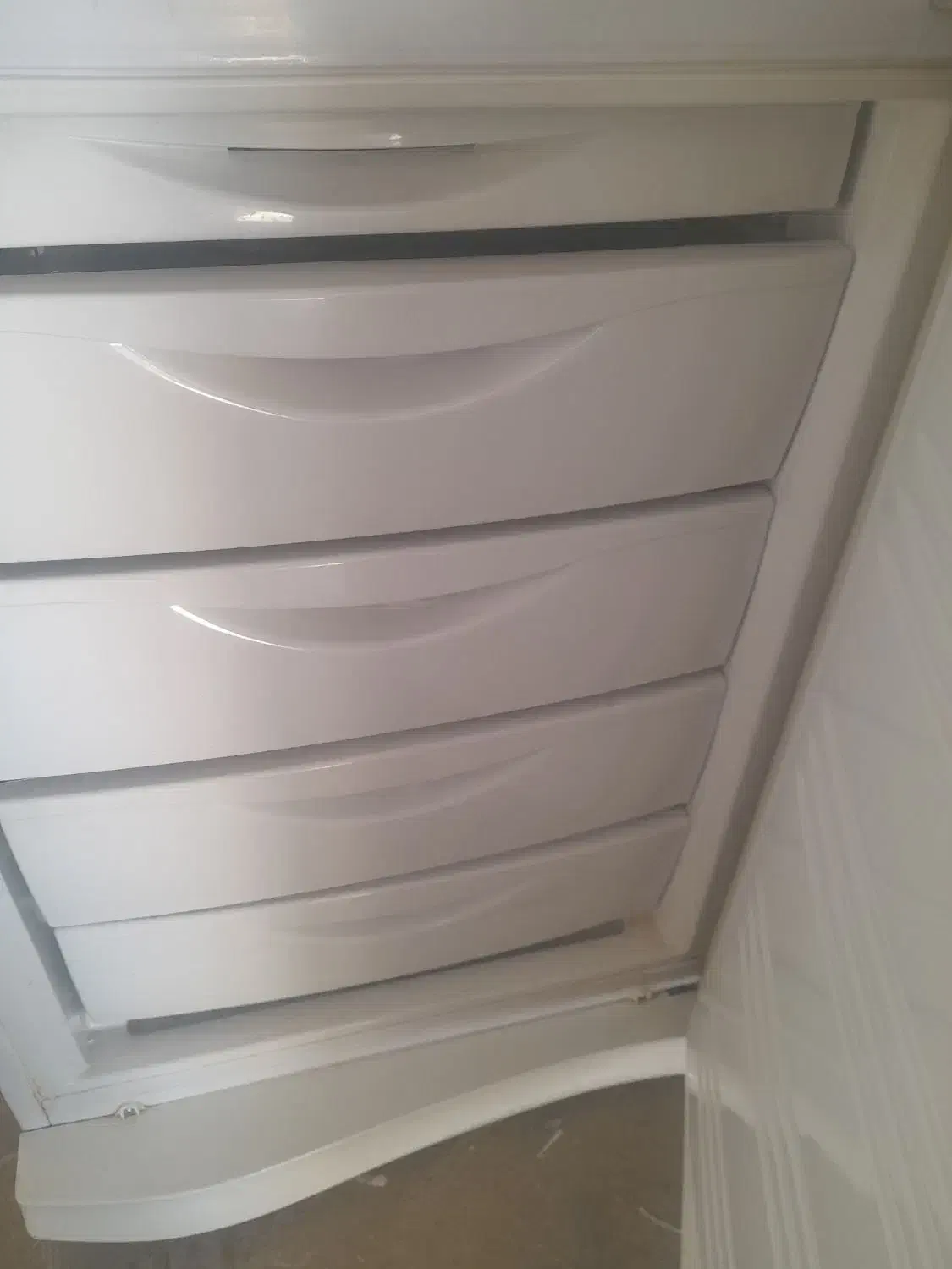 یخچال نیمه فریزر بدون برفک|یخچال و فریزر|میانه, |دیوار